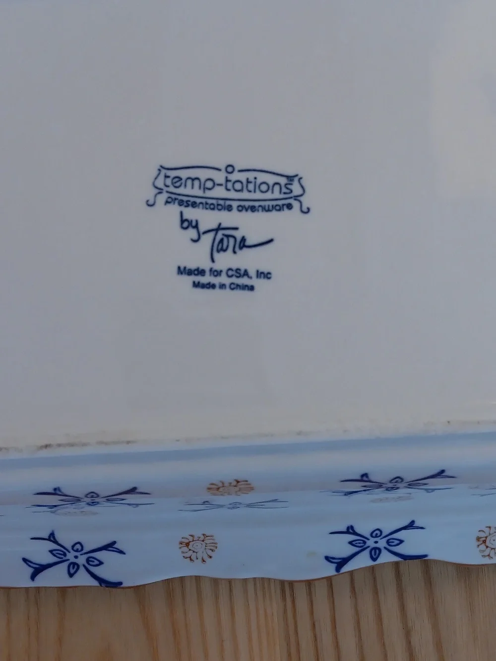 Temp-tations By Tara Providence Blue And Gold Large Casserole Dish With Lid